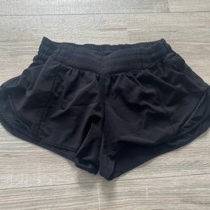Size 4 hotty hot shorts
